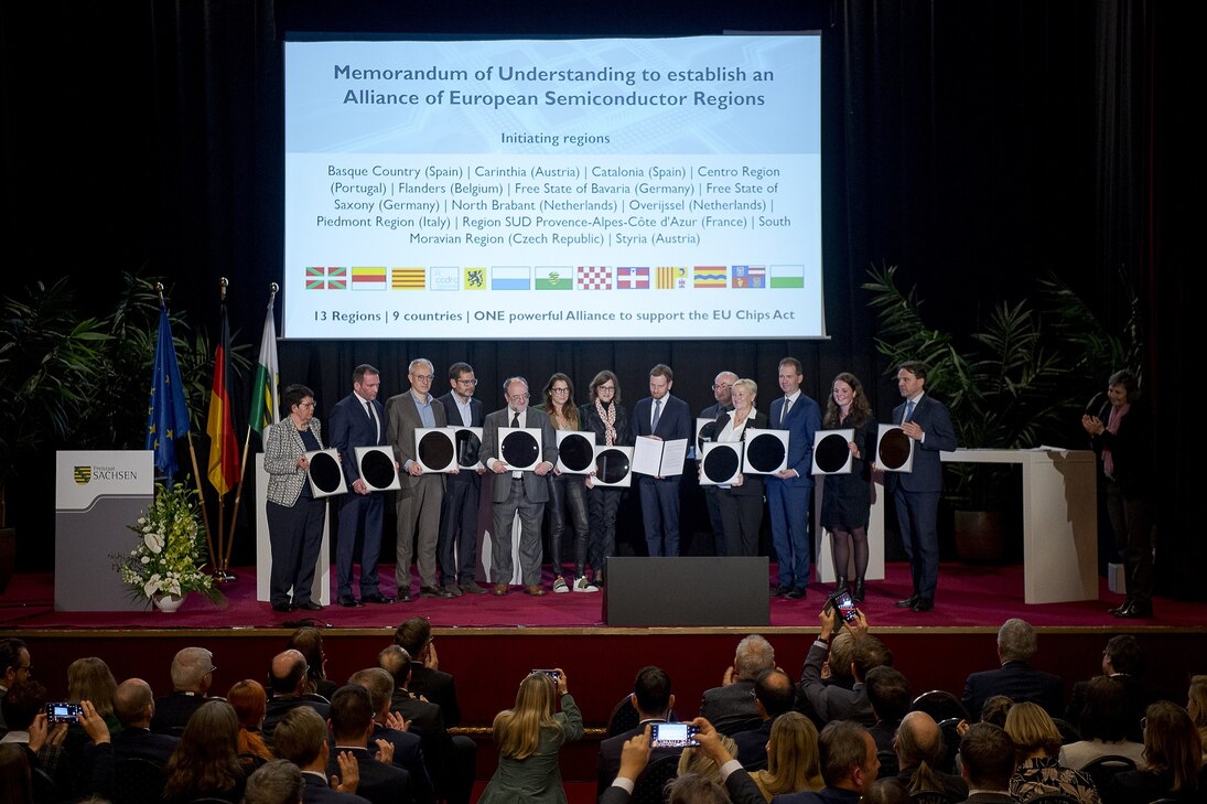 Unterzeichnung der gemeinsamen Erklärung zur Gründung der Allianz der europäischen Halbleiterregionen