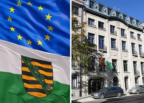 Splitscreen: Links Fahnen Sachsen und Europa, rechts Gebäude des Verbindungsbüros