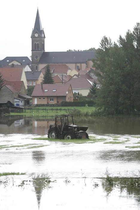 Traktor im Wasser